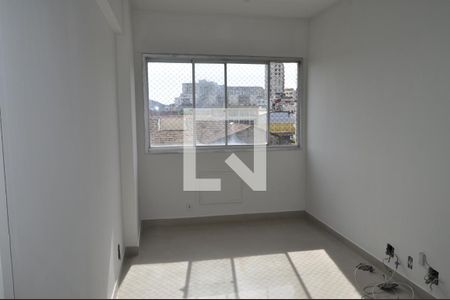 Sala de apartamento para alugar com 2 quartos, 53m² em São Francisco Xavier, Rio de Janeiro