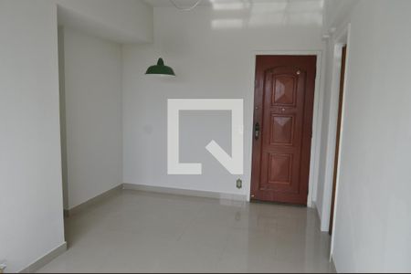 Sala de apartamento para alugar com 2 quartos, 53m² em São Francisco Xavier, Rio de Janeiro