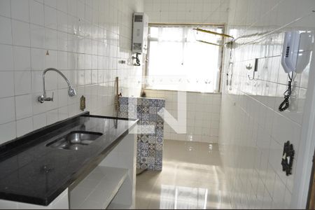 Cozinha de apartamento para alugar com 2 quartos, 53m² em São Francisco Xavier, Rio de Janeiro