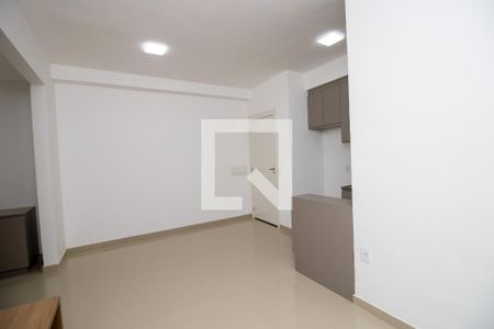 Sala de apartamento para alugar com 1 quarto, 45m² em Recreio dos Bandeirantes, Rio de Janeiro