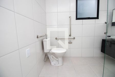 Banheiro de apartamento para alugar com 1 quarto, 45m² em Recreio dos Bandeirantes, Rio de Janeiro