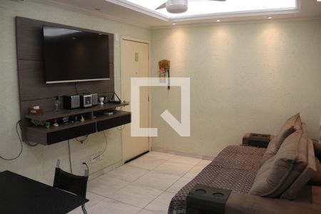 Sala de apartamento à venda com 2 quartos, 48m² em Califórnia, Belo Horizonte