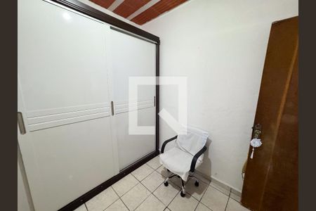 Quarto  de casa para alugar com 4 quartos, 100m² em Industrial, Contagem