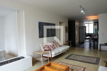 Sala de apartamento à venda com 2 quartos, 95m² em Cerqueira César, São Paulo