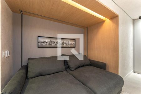 Apartamento à venda com 3 quartos, 152m² em Jardim Prudência, São Paulo