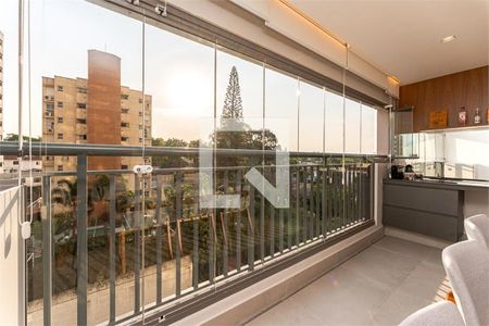 Apartamento à venda com 3 quartos, 152m² em Jardim Prudência, São Paulo