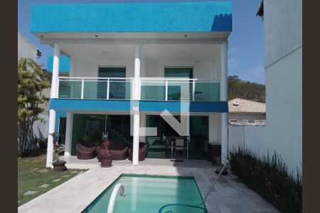 Casa à venda com 3 quartos, 205m² em Piratininga, Niterói