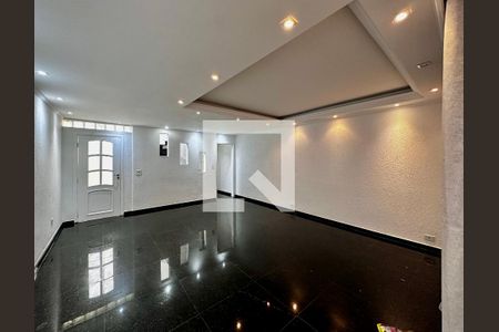 Sala de casa à venda com 3 quartos, 170m² em Jardim Aeroporto, São Paulo