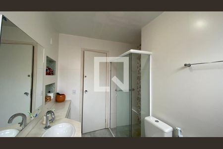 banheiro 1 de apartamento à venda com 4 quartos, 150m² em Sion, Belo Horizonte