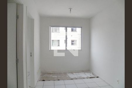 Sala de apartamento para alugar com 2 quartos, 43m² em Jardim Monte Alegre (zona Norte), São Paulo