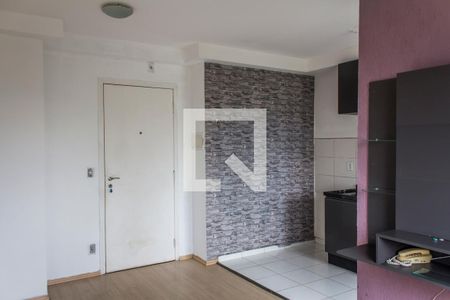 Sala de TV de apartamento para alugar com 2 quartos, 43m² em Vila da Oportunidade, Carapicuíba