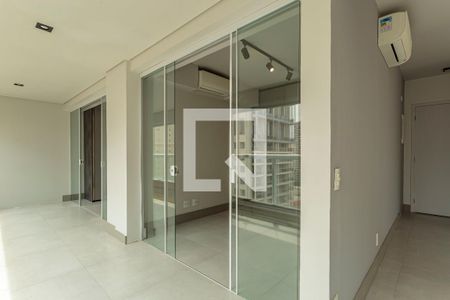 Sala de apartamento à venda com 2 quartos, 122m² em Indianópolis, São Paulo