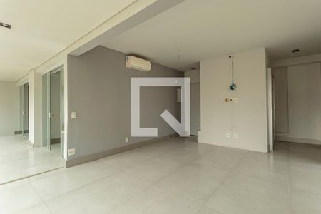 Sala de apartamento à venda com 2 quartos, 122m² em Indianópolis, São Paulo