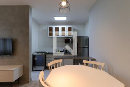 Sala de apartamento para alugar com 1 quarto, 45m² em Presidente Medici, Ribeirão Preto