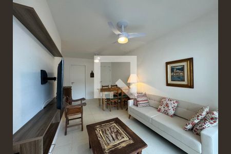 Sala de apartamento para alugar com 3 quartos, 74m² em Recreio dos Bandeirantes, Rio de Janeiro