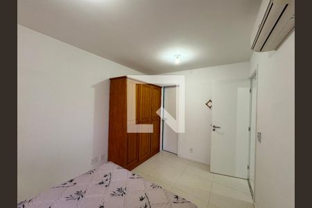 Suíte de apartamento para alugar com 3 quartos, 74m² em Recreio dos Bandeirantes, Rio de Janeiro