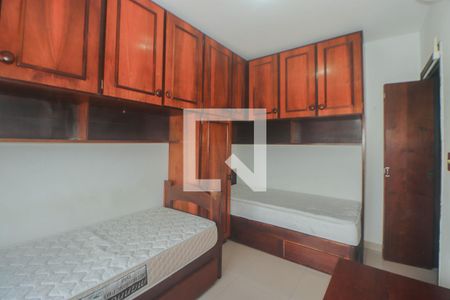 Quarto 1 de apartamento à venda com 2 quartos, 50m² em Jardim Sabará, Porto Alegre