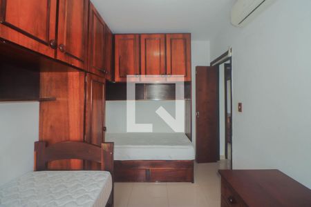 Quarto 1 de apartamento à venda com 2 quartos, 50m² em Jardim Sabará, Porto Alegre