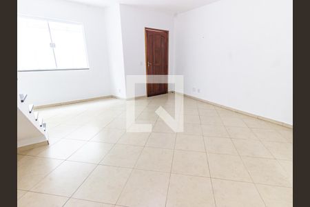 Sala de casa de condomínio para alugar com 3 quartos, 140m² em Vila Formosa, São Paulo