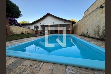Casa à venda com 485m², 3 quartos e 6 vagas Casa à venda com 485m², 3 quartos e 6 vagasFoto 39