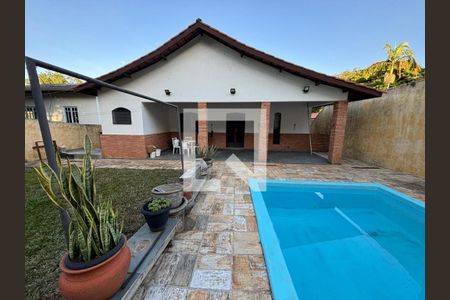 Casa à venda com 485m², 3 quartos e 6 vagas Casa à venda com 485m², 3 quartos e 6 vagasFoto 35