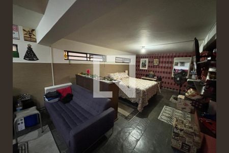 Casa à venda com 485m², 3 quartos e 6 vagas Casa à venda com 485m², 3 quartos e 6 vagasFoto 40