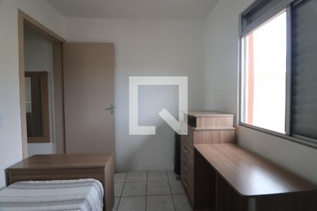 Quarto 2 de casa de condomínio à venda com 2 quartos, 42m² em Rio Branco, Canoas