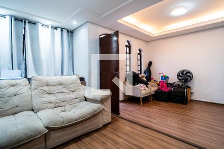 Sala de casa para alugar com 2 quartos, 180m² em Amato, Sorocaba