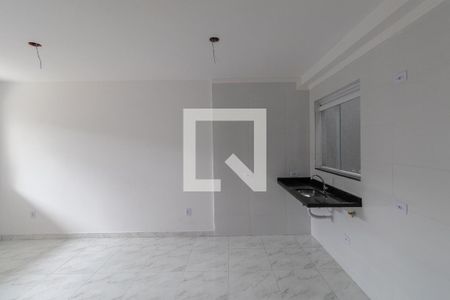 Sala e Cozinha  de casa para alugar com 2 quartos, 44m² em Cidade Patriarca, São Paulo