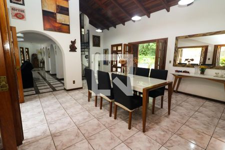 Sala de Jantar de casa para alugar com 3 quartos, 300m² em Espírito Santo, Porto Alegre