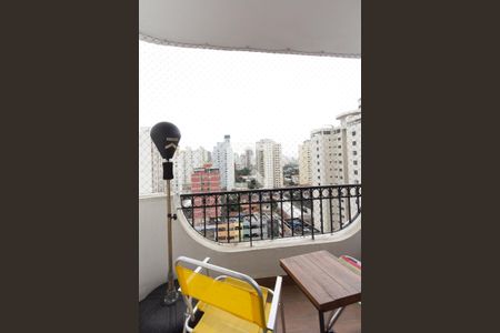 Varanda de apartamento à venda com 2 quartos, 63m² em Vila Nova Conceição, São Paulo