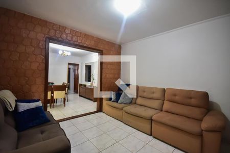 Sala de casa à venda com 4 quartos, 125m² em Parque Pinheiros, Taboão da Serra