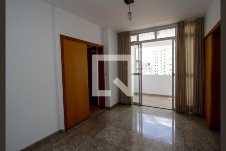 Sala de apartamento à venda com 3 quartos, 90m² em Grajaú, Belo Horizonte