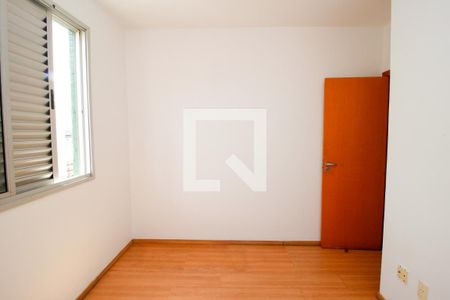 Quarto 1 de apartamento à venda com 3 quartos, 90m² em Grajaú, Belo Horizonte