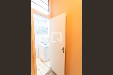 Apartamento à venda com 115m², 3 quartos e sem vaga Apartamento à venda com 115m², 3 quartos e sem vagaQuarto de Serviço