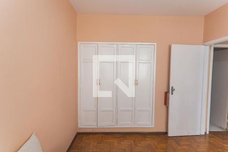 Apartamento à venda com 115m², 3 quartos e sem vaga Apartamento à venda com 115m², 3 quartos e sem vagaArmário do Quarto 3