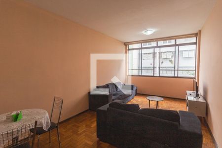 Apartamento à venda com 115m², 3 quartos e sem vagaSala