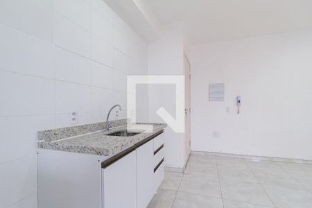 Sala e cozinha de apartamento para alugar com 2 quartos, 46m² em Jardim Copiuva, Carapicuíba