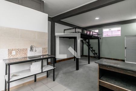 Cozinha de casa para alugar com 1 quarto, 42m² em Vila Nhocuné, São Paulo