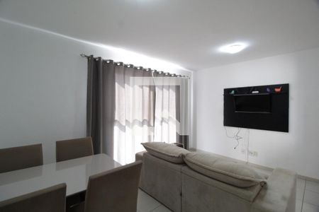 Sala de apartamento para alugar com 2 quartos, 60m² em Jardim Inconfidência, Uberlândia