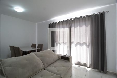 Sala de apartamento para alugar com 2 quartos, 60m² em Jardim Inconfidência, Uberlândia