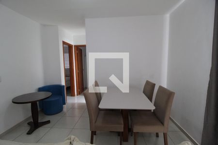 Sala de apartamento para alugar com 2 quartos, 60m² em Jardim Inconfidência, Uberlândia