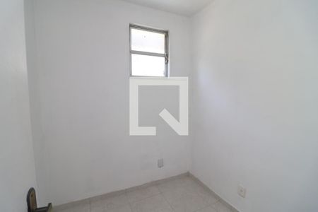 Quarto 1 de apartamento para alugar com 2 quartos, 45m² em Jardim Guanabara, Rio de Janeiro