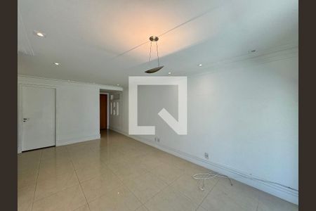 Sala de apartamento à venda com 3 quartos, 118m² em Barra da Tijuca, Rio de Janeiro