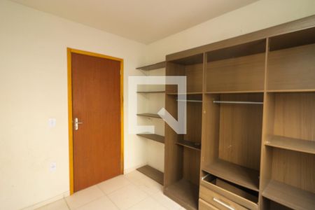 Quarto 2 de apartamento para alugar com 2 quartos, 51m² em Chapéu do Sol, Porto Alegre