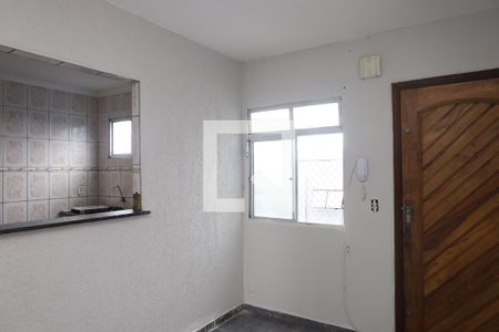 Sala de apartamento para alugar com 2 quartos, 48m² em Itaquera, São Paulo