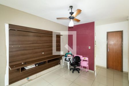 Sala de apartamento para alugar com 2 quartos, 45m² em Senador Vasconcelos, Rio de Janeiro