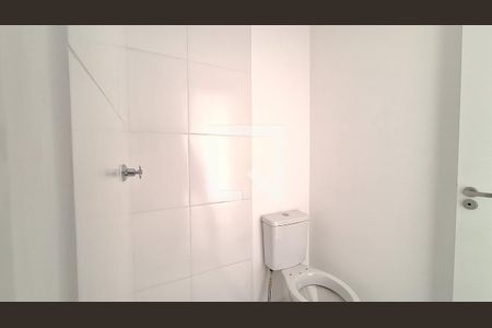 Banheiro de apartamento para alugar com 1 quarto, 17m² em Lapa, São Paulo