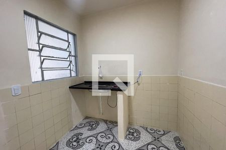 Cozinha de casa para alugar com 1 quarto, 50m² em Vila Leopoldina, Duque de Caxias