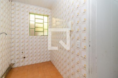 Cozinha de kitnet/studio para alugar com 1 quarto, 27m² em Azenha, Porto Alegre